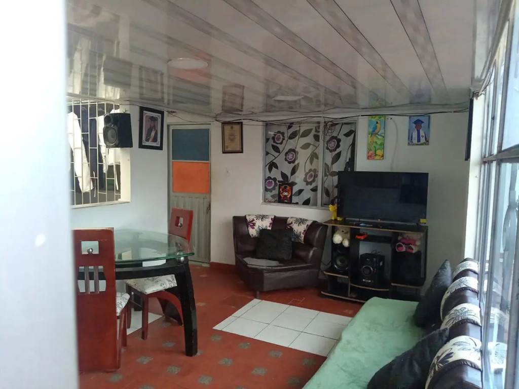 Casa en venta en Claret, Bogotá · foto 23 de 24