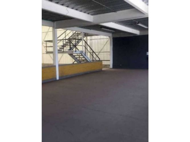 Bodega en arriendo en Siberia, Cota, 1996 m² · foto 4 de 18