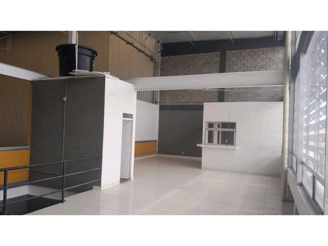 Bodega en arriendo en Siberia, Cota, 1996 m² · foto 10 de 18