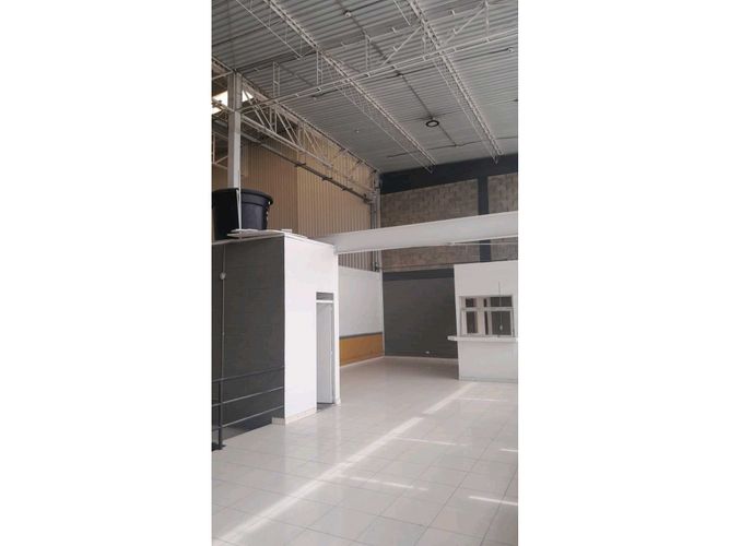 Bodega en arriendo en Siberia, Cota, 1996 m² · foto 11 de 18