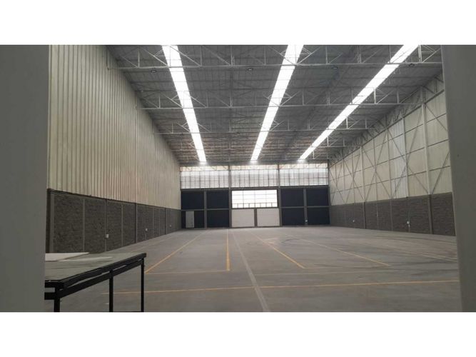 Bodega en arriendo en Siberia, Cota, 1996 m² · foto 14 de 18