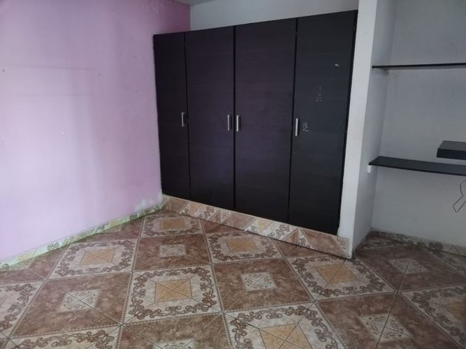 Casa de 8 alcobas en venta en La Gran Colombia, Cali, 450 m² · foto 5 de 24