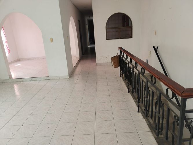 Casa de 8 alcobas en venta en La Gran Colombia, Cali, 450 m² · foto 9 de 24