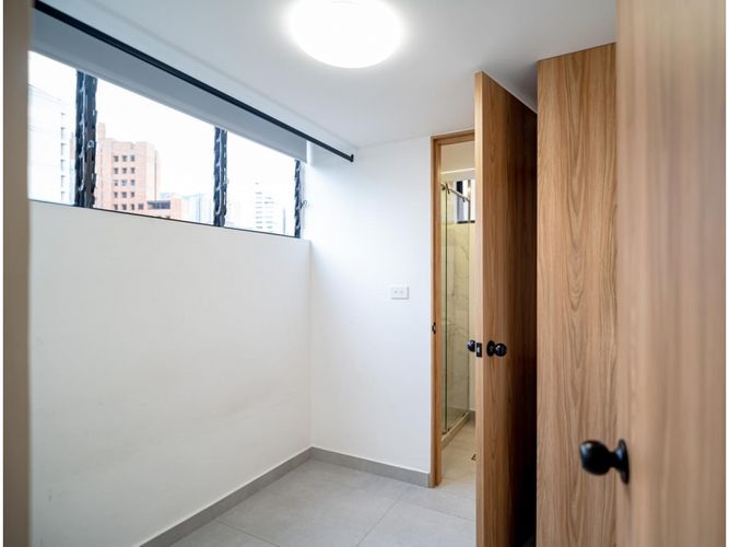 Apartamento de 4 alcobas en venta en El Poblado, Medellín, 110 m² · foto 17 de 20