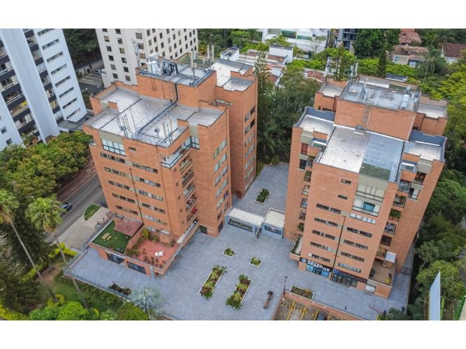 Apartamento de 4 alcobas en venta en El Poblado, Medellín, 110 m² · foto 20 de 20