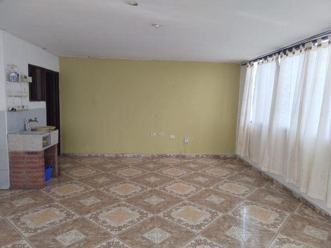 Casa de 8 alcobas en venta en La Gran Colombia, Cali, 450 m² · foto 10 de 24