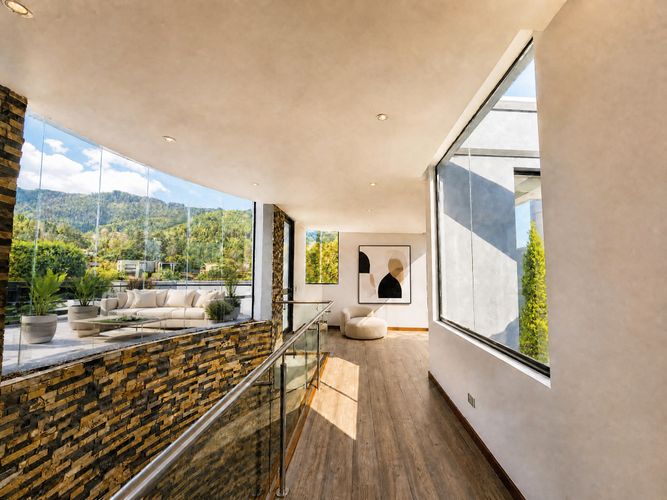 Casa de 5 alcobas en venta en Meusa, Sopó, 305 m² · foto 11 de 14