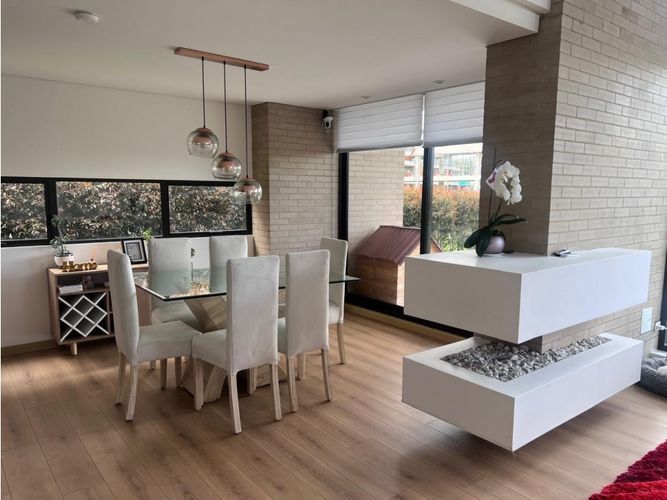 Casa de 3 alcobas en venta en Pueblo Viejo, Cota, 301 m² · foto 3 de 22
