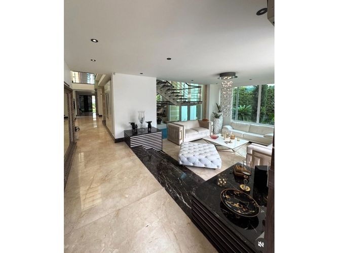 Casa de 5 alcobas en venta en Pance, Cali, 700 m² · foto 4 de 16