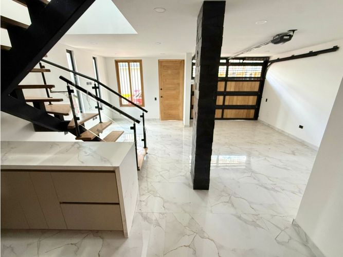 Casa de 4 alcobas en venta en El Tambo, La Ceja, 114 m² · foto 3 de 15