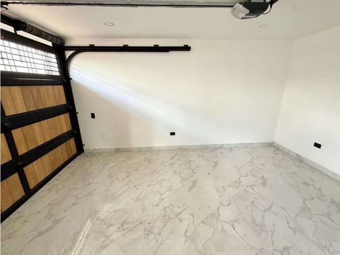 Casa de 4 alcobas en venta en El Tambo, La Ceja, 114 m² · foto 4 de 15