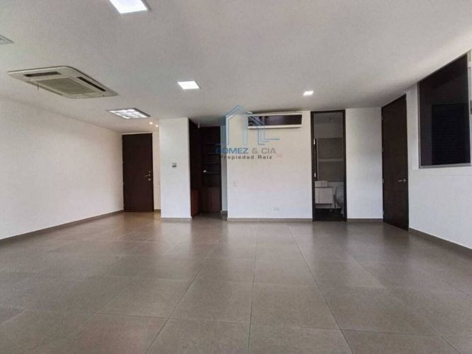 Oficina en arriendo en Milla De Oro, Medellín, 55 m² · foto 5 de 9