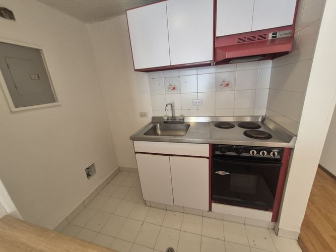 Apartaestudio en venta en Marly, Bogotá, 48 m² · foto 6 de 9