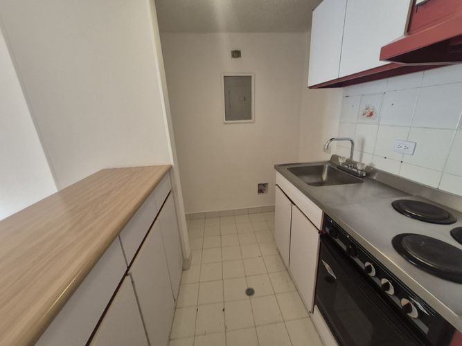 Apartaestudio en venta en Marly, Bogotá, 48 m² · foto 7 de 9