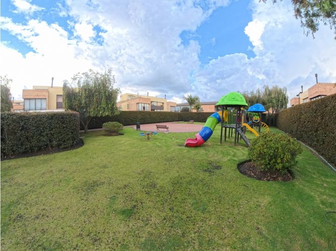Casa de 3 alcobas en venta en Casablanca Suba, Bogotá, 225 m² · foto 6 de 24