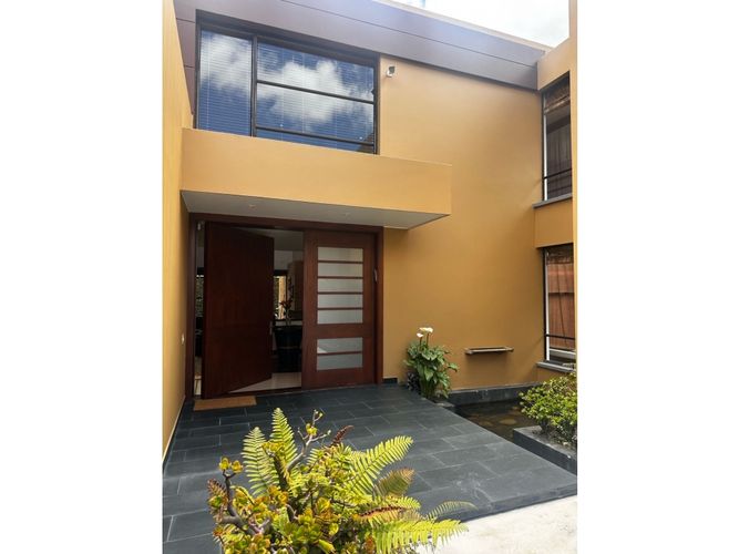 Casa de 4 alcobas en venta en Fonquetá, Chía, 410 m² · foto 3 de 21