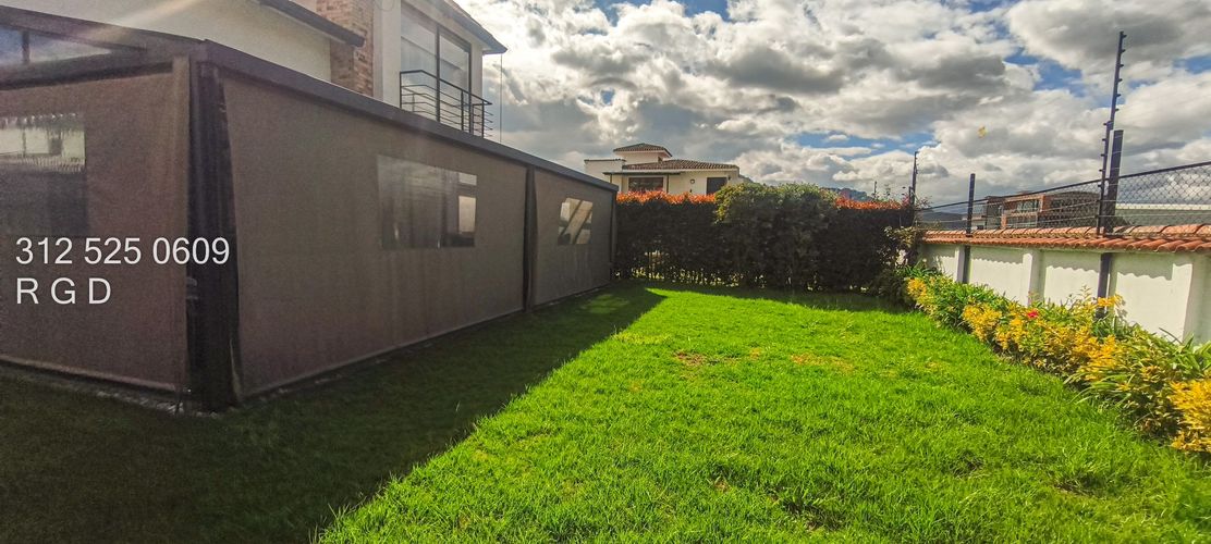 Casa de 5 alcobas en venta en Montana, Sopó, 658 m² · foto 2 de 24