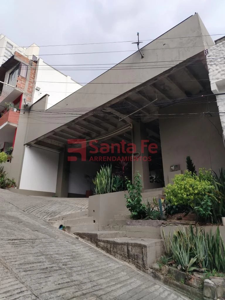 2BR Apartment in Medellín (47 m²)