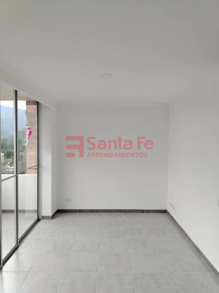 2BR Apartment in Medellín (47 m²) - 3