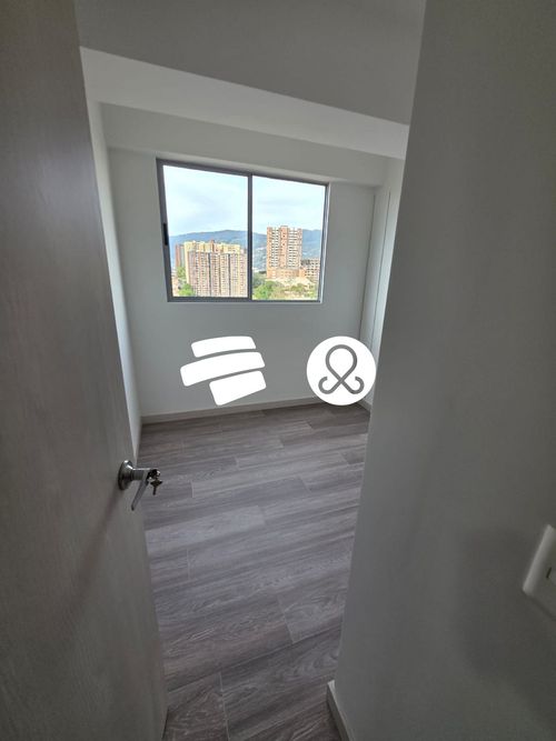 Apartamento de 3 alcobas en venta en Las Lomitas, Sabaneta, 76 m² · foto 20 de 24