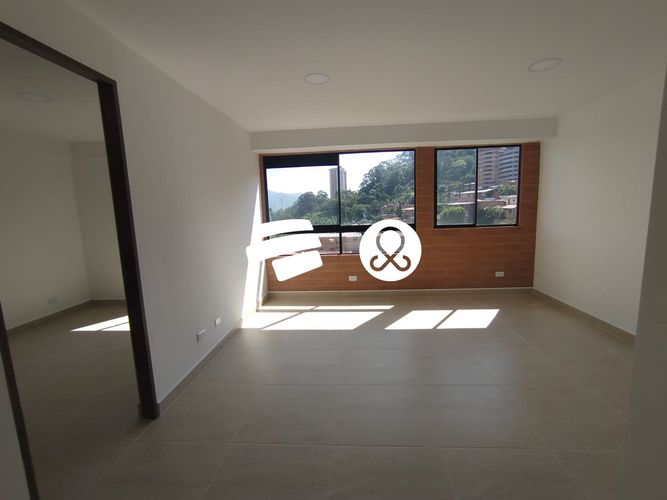 Apartamento de 2 alcobas en venta en Pan De Azucar, Sabaneta, 52 m² · foto 3 de 16