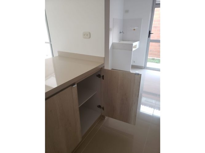 Casa de 3 alcobas en venta en Ciudad Country, Jamundí, 106 m² · foto 4 de 24