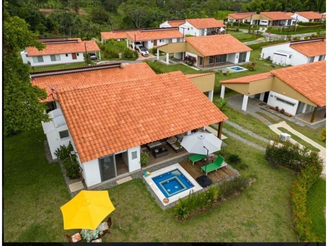 Casa de 3 alcobas en venta en Vía El Caimo, Armenia, 140 m² · foto 9 de 22