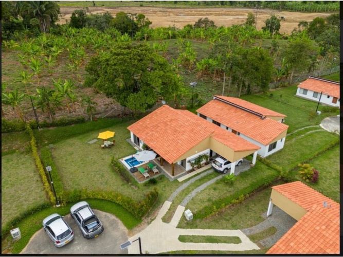 Casa de 3 alcobas en venta en Vía El Caimo, Armenia, 140 m² · foto 12 de 22