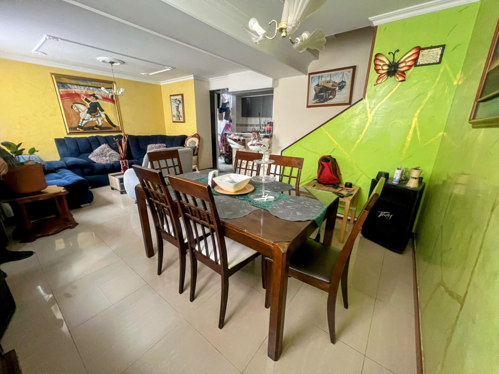 Casa en venta en Modelia Occidental, Bogotá · foto 2 de 12