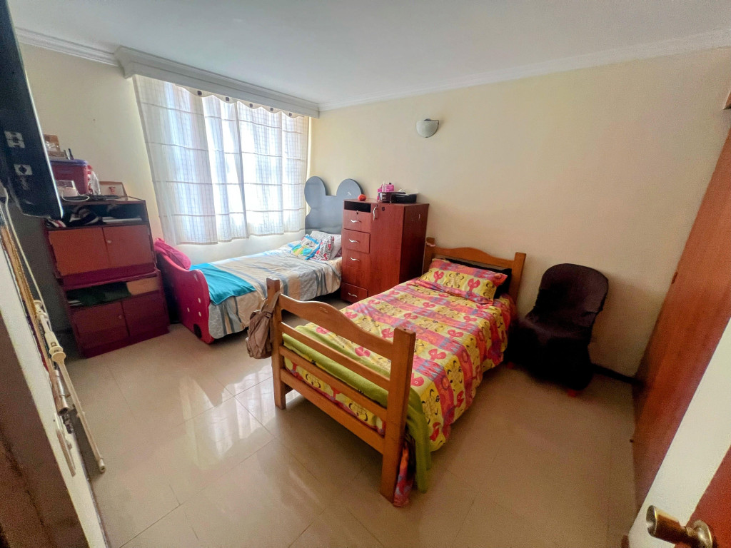 Casa en venta en Modelia Occidental, Bogotá · foto 9 de 12