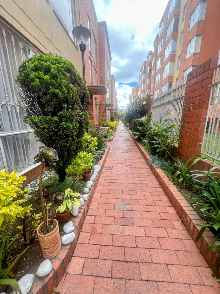Casa en venta en Modelia Occidental, Bogotá · foto 10 de 12