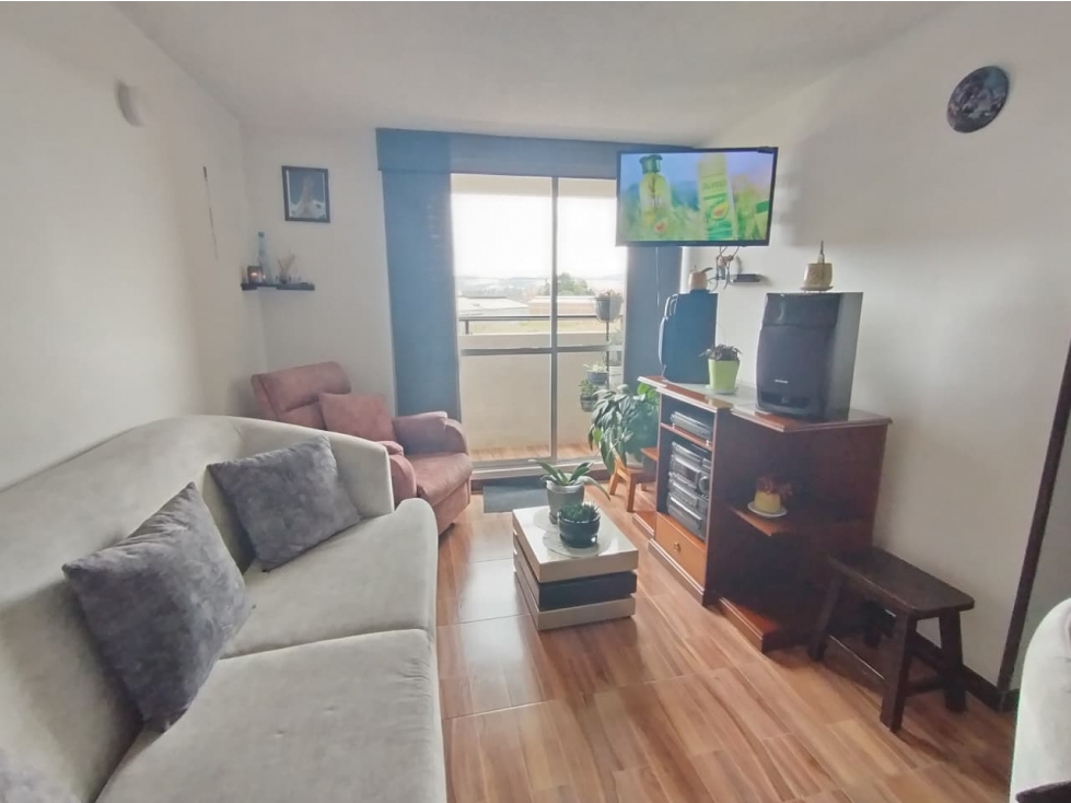 Apartamento en venta en Cr Belverde Et Ii, Mosquera · foto 2 de 19
