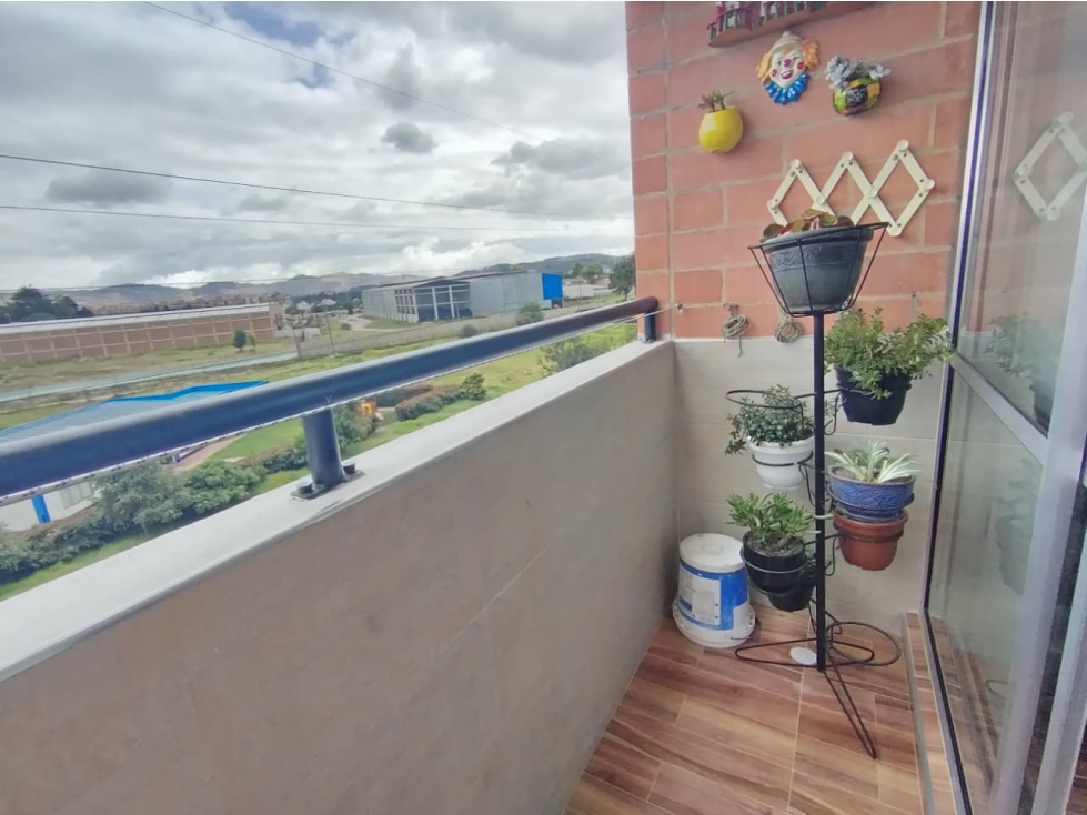 Apartamento en venta en Cr Belverde Et Ii, Mosquera · foto 4 de 19