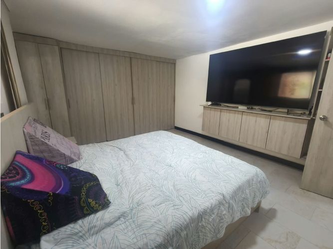 Casa de 5 alcobas en venta en Altos Del Poblado, Medellín, 480 m² · foto 8 de 24