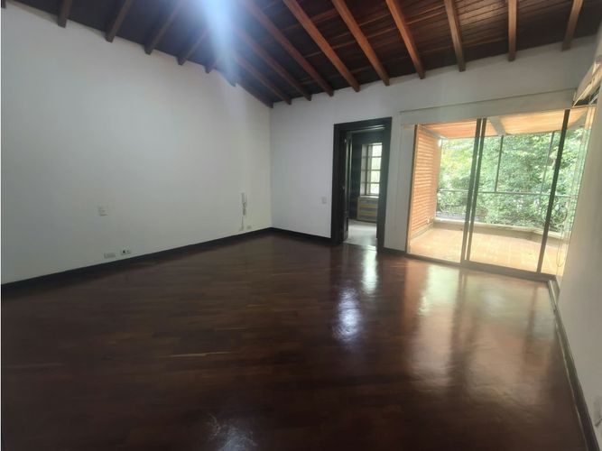 Casa de 5 alcobas en venta en Altos Del Poblado, Medellín, 480 m² · foto 19 de 24