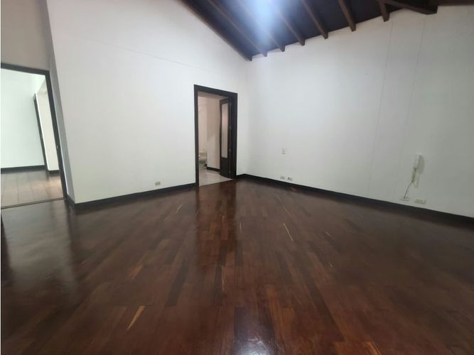 Casa de 5 alcobas en venta en Altos Del Poblado, Medellín, 480 m² · foto 22 de 24