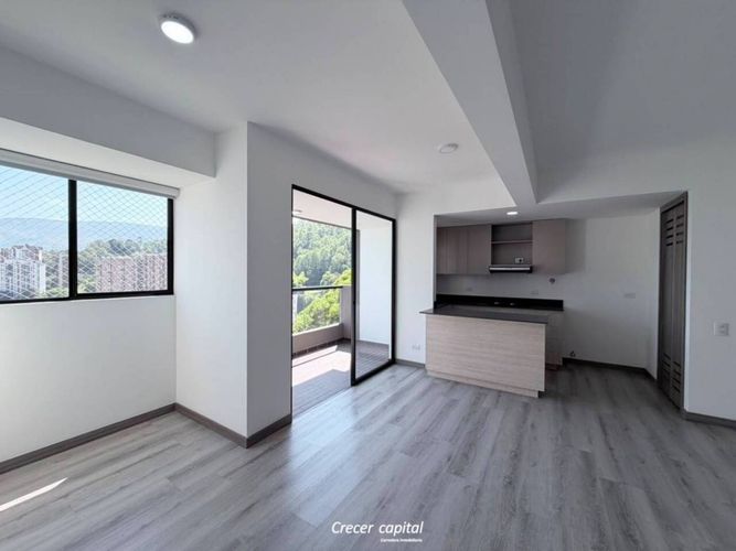 Apartamento de 2 alcobas en arriendo en Manila, Medellín, 72 m² · foto 5 de 12