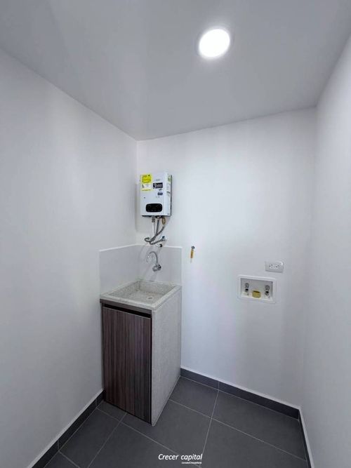 Apartamento de 2 alcobas en arriendo en Manila, Medellín, 72 m² · foto 12 de 12