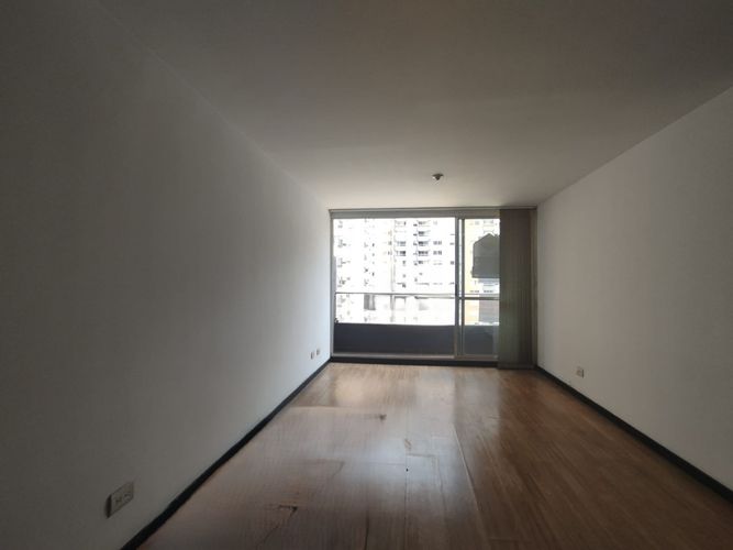 Apartamento de 3 alcobas en arriendo en El Poblado, Medellín, 87 m² · foto 3 de 16