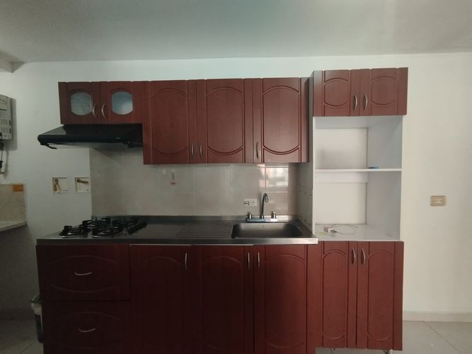 Apartamento de 3 alcobas en arriendo en El Poblado, Medellín, 87 m² · foto 4 de 16