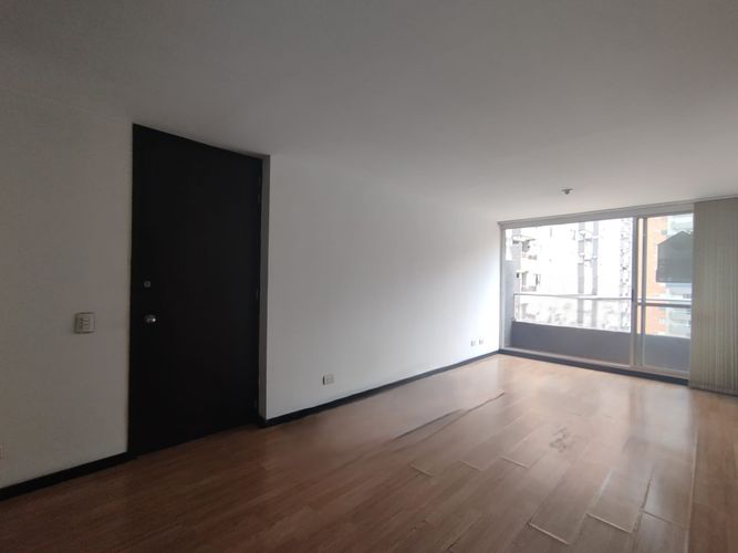Apartamento de 3 alcobas en arriendo en El Poblado, Medellín, 87 m² · foto 7 de 16