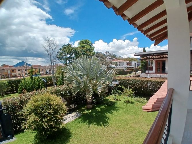 Casa de 3 alcobas en venta en San Nicolas, La Ceja, 140 m² · foto 2 de 24