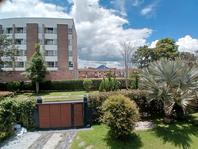 Casa de 3 alcobas en venta en San Nicolas, La Ceja, 140 m² · foto 3 de 24