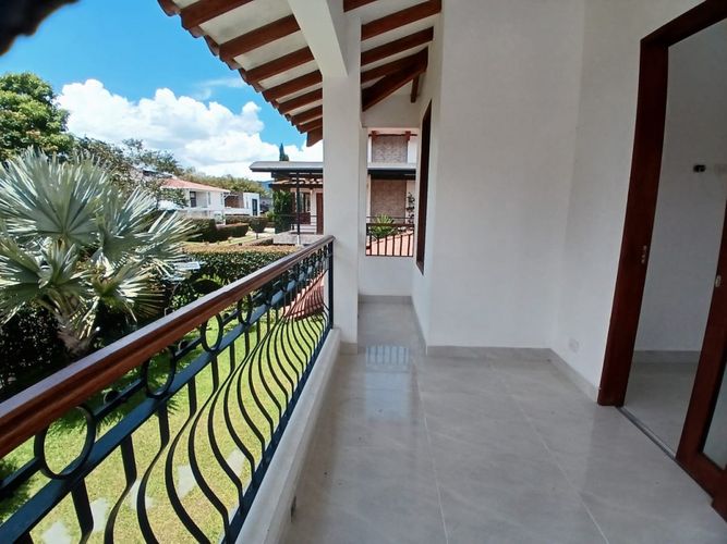 Casa de 3 alcobas en venta en San Nicolas, La Ceja, 140 m² · foto 4 de 24