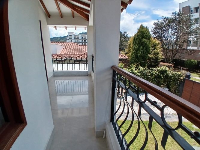 Casa de 3 alcobas en venta en San Nicolas, La Ceja, 140 m² · foto 5 de 24