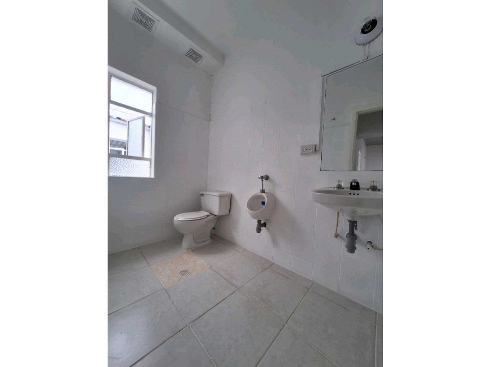 Casa en venta en La Soledad, Bogotá · foto 6 de 24