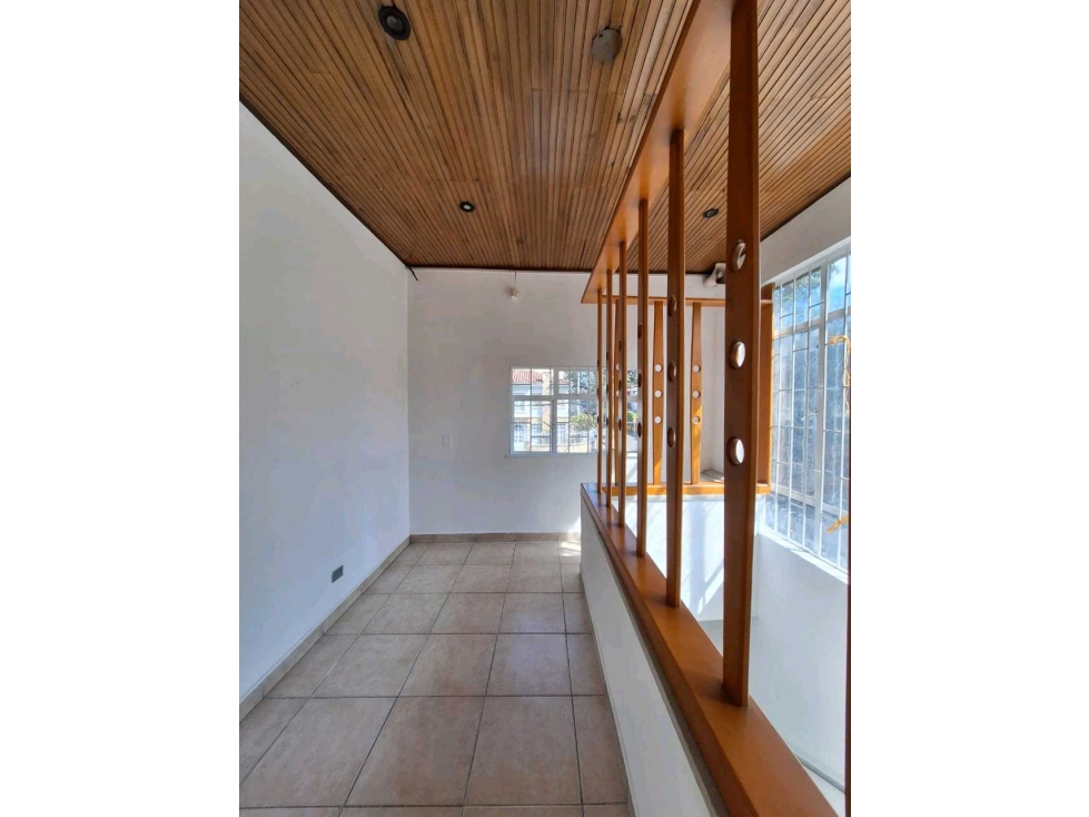 Casa en venta en La Soledad, Bogotá · foto 8 de 24