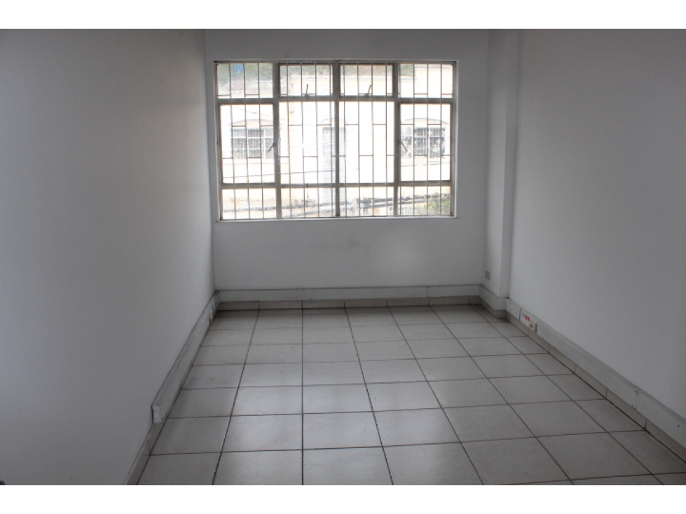 Casa en venta en La Soledad, Bogotá · foto 9 de 24