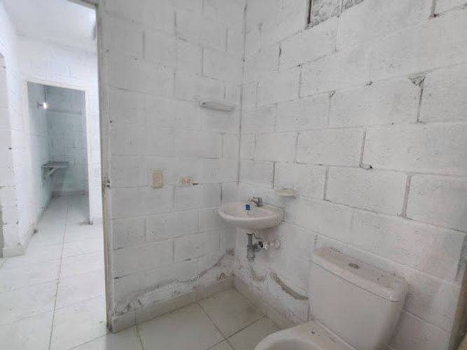 Local en venta en Calasanz, Medellín, 35 m² · foto 18 de 19