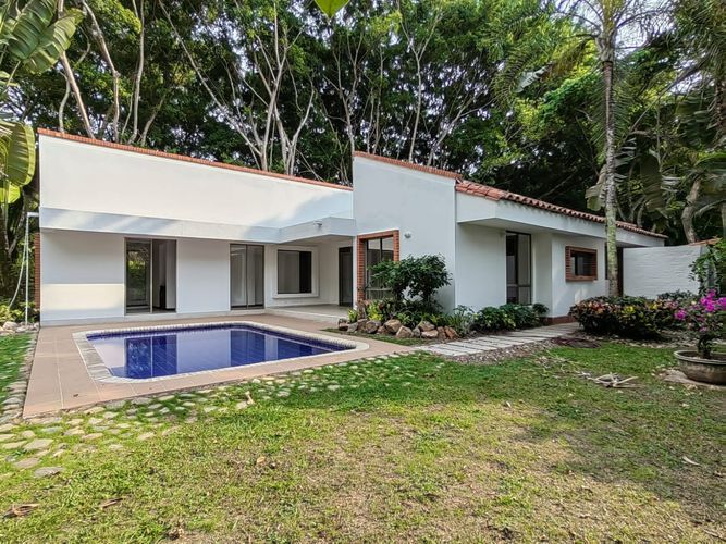 Casa de 3 alcobas en venta en La Morada, Jamundí, 1256 m² · foto 2 de 6
